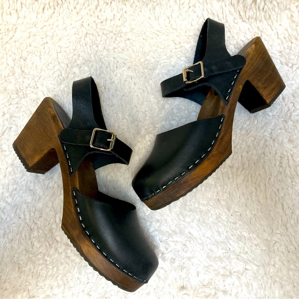 Lotta from Stockholm black leather clogs size 9